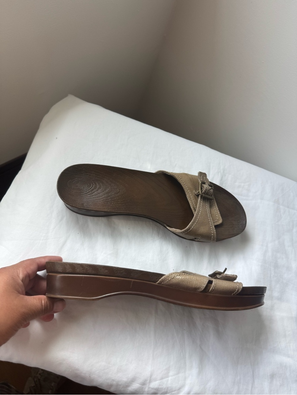 Dr Scholl’s Y2K Metallic Bronze Buckle Slide Sandals – Size 10